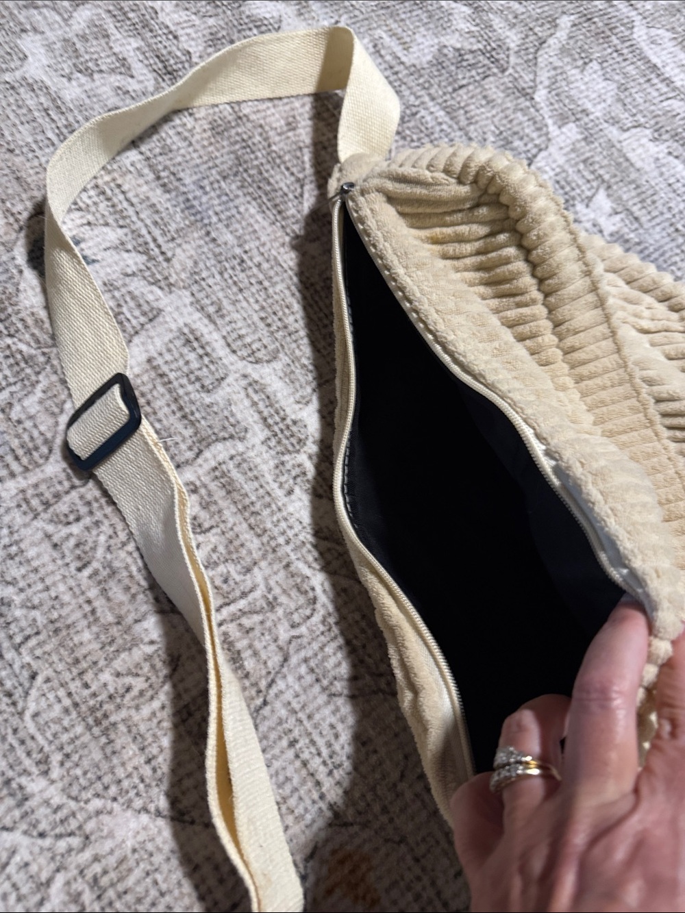 Corduroy Crossbody Bag in Cream - Picture 4 of 10